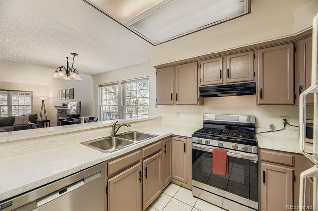 7771 S Curtice Drive A, Littleton, CO 80120