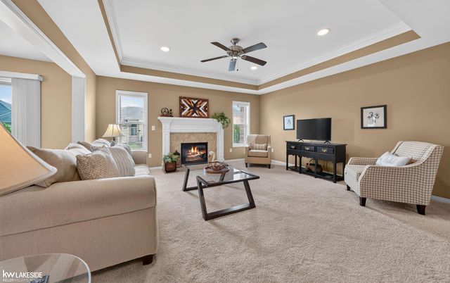 18508 Opal Drive, Macomb Twp, MI 48042