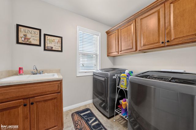18508 Opal Drive, Macomb Twp, MI 48042