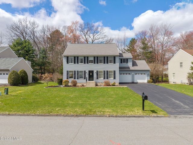 18 Hiawatha Drive, Clifton Park, NY 12065