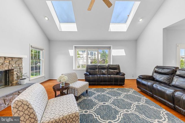22561 HOWARDSVILLE WOODS CT, Ashburn, VA 20148