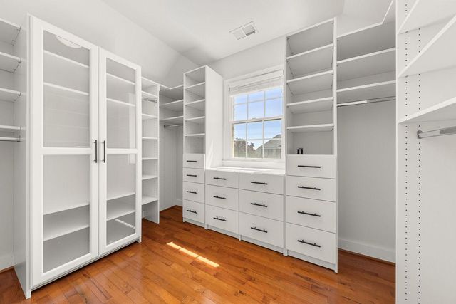 22561 HOWARDSVILLE WOODS CT, Ashburn, VA 20148