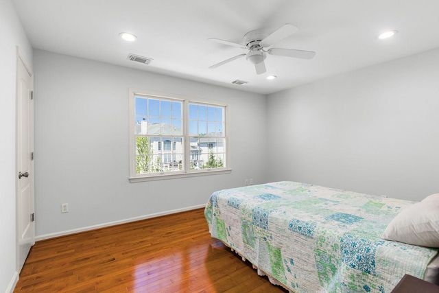 22561 HOWARDSVILLE WOODS CT, Ashburn, VA 20148