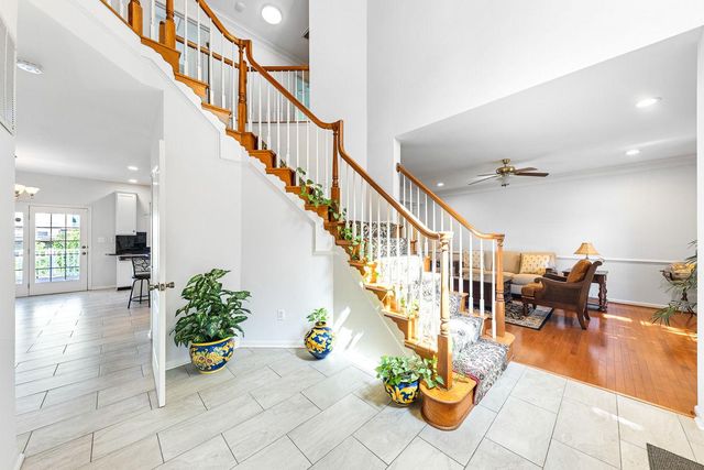 22561 HOWARDSVILLE WOODS CT, Ashburn, VA 20148