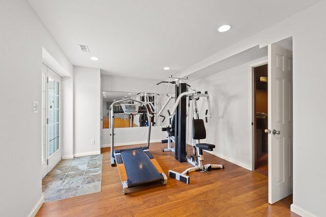 22561 HOWARDSVILLE WOODS CT, Ashburn, VA 20148