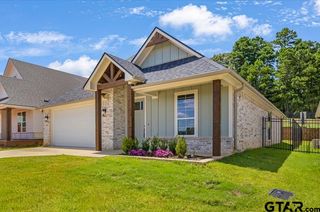 9256 Villas Ct, Tyler, TX 75703