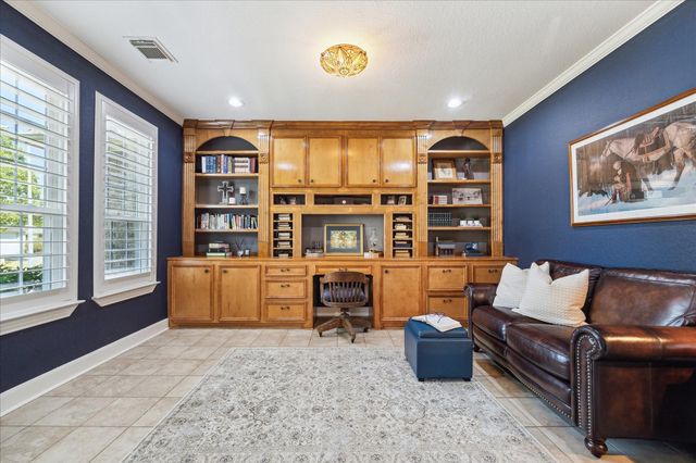 8206 Shoregrove Drive, Humble, TX 77346