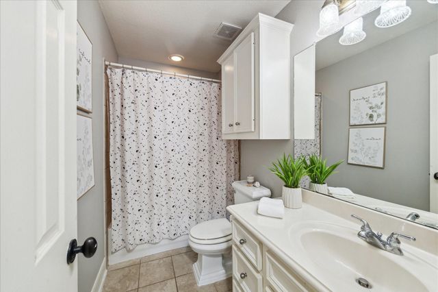 8206 Shoregrove Drive, Humble, TX 77346