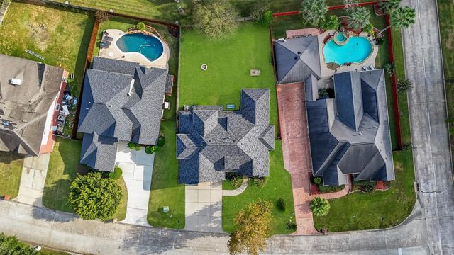 8206 Shoregrove Drive, Humble, TX 77346