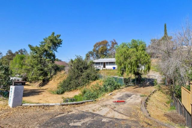 2175 Bluebird St, San Diego, CA 92114