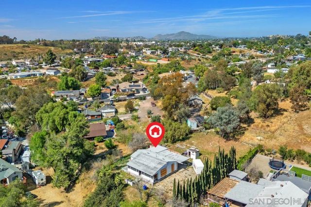 2175 Bluebird St, San Diego, CA 92114