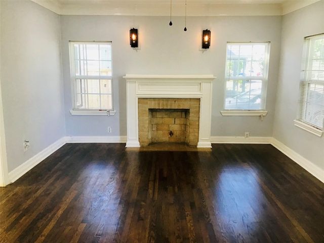 5530 Truett Street, Houston, TX 77023