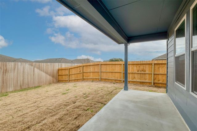 314 North Richland DR, Lockhart, TX 78644