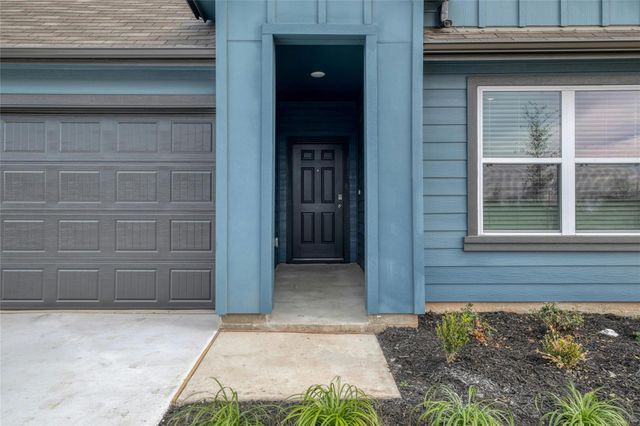 314 North Richland DR, Lockhart, TX 78644