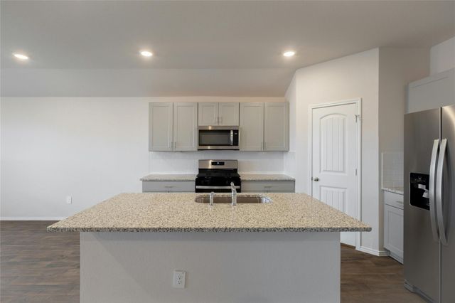 314 North Richland DR, Lockhart, TX 78644