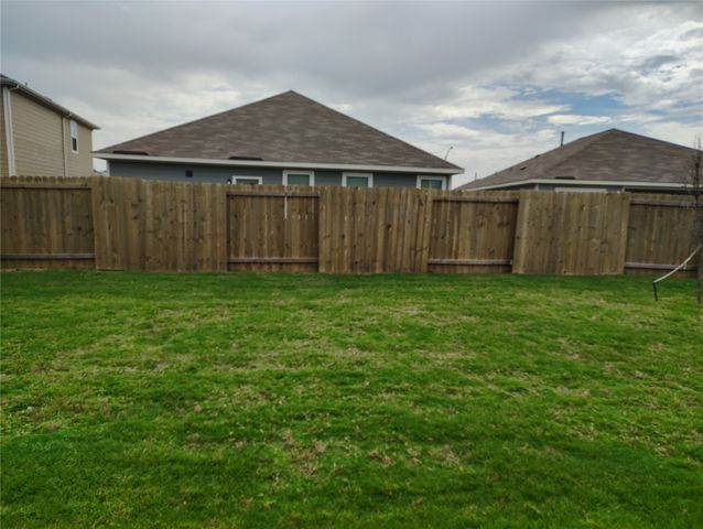 9720 Sierra Grande Drive, Fort Worth, TX 76140