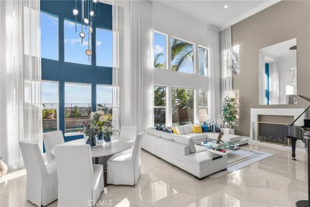 20366 Via Galileo, Porter Ranch, CA 91326