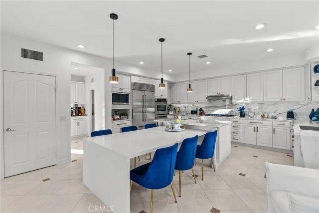 20366 Via Galileo, Porter Ranch, CA 91326