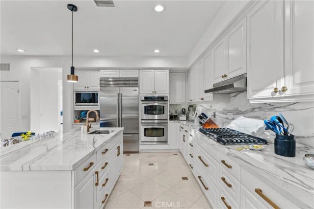 20366 Via Galileo, Porter Ranch, CA 91326