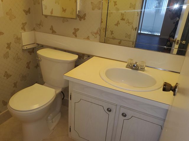 182 Farnham H, Deerfield Beach, FL 33442