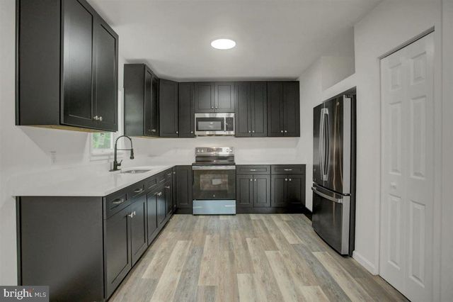 8179 LINCOLN WAY EAST, Fayetteville, PA 17222