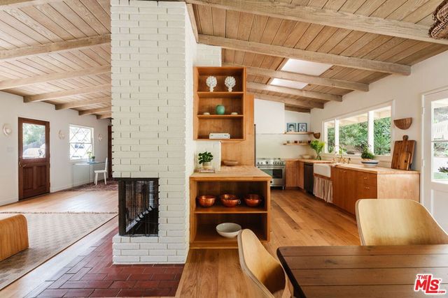 550 Arch Place, Glendale, CA 91206