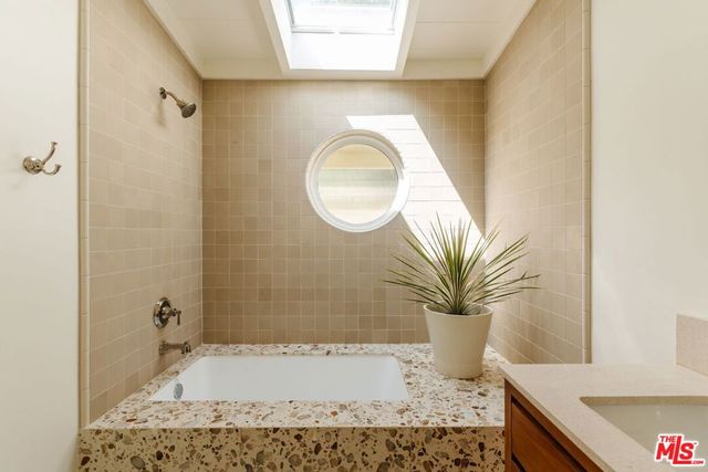 550 Arch Place, Glendale, CA 91206