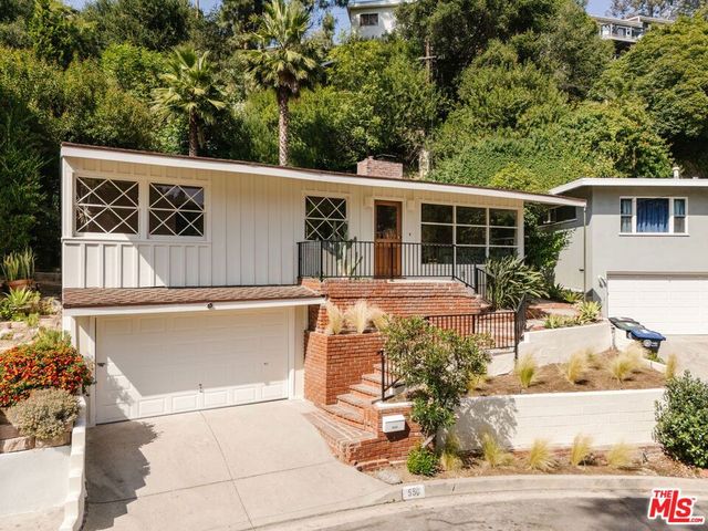 550 Arch Place, Glendale, CA 91206