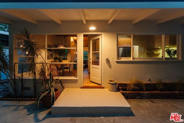550 Arch Place, Glendale, CA 91206