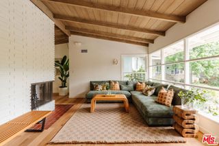 550 Arch Place, Glendale, CA 91206