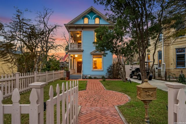 123 cedar, San Antonio, TX 78210