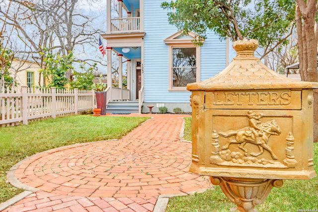 123 cedar, San Antonio, TX 78210