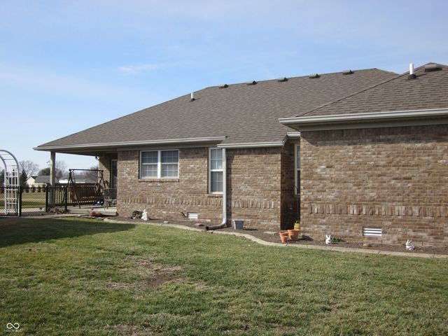 8155 Henderson Ridge Drive, Mooresville, IN 46158