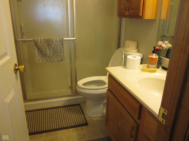 8155 Henderson Ridge Drive, Mooresville, IN 46158