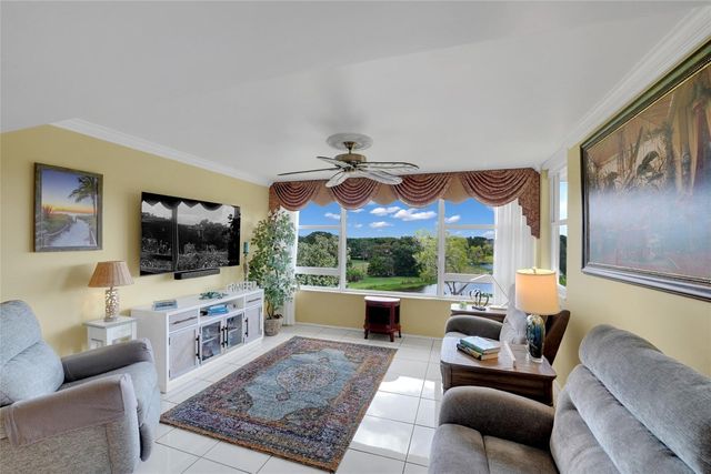 4145 Cypress Reach Court 505, Pompano Beach, FL 33069