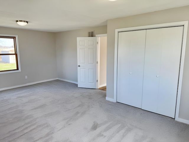 309 Elaine Drive, Waterloo, IA 50707