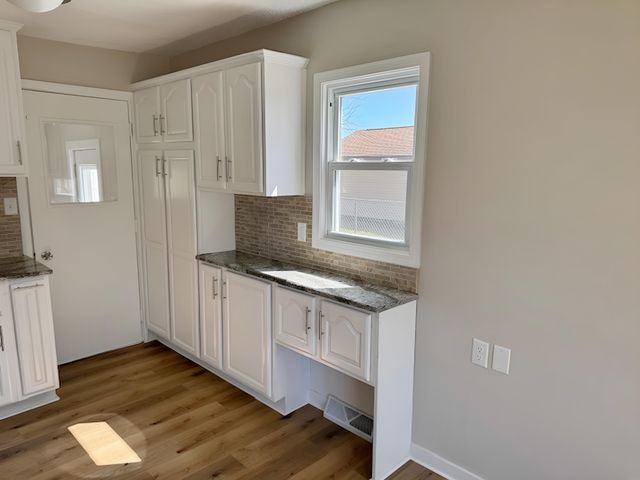 309 Elaine Drive, Waterloo, IA 50707