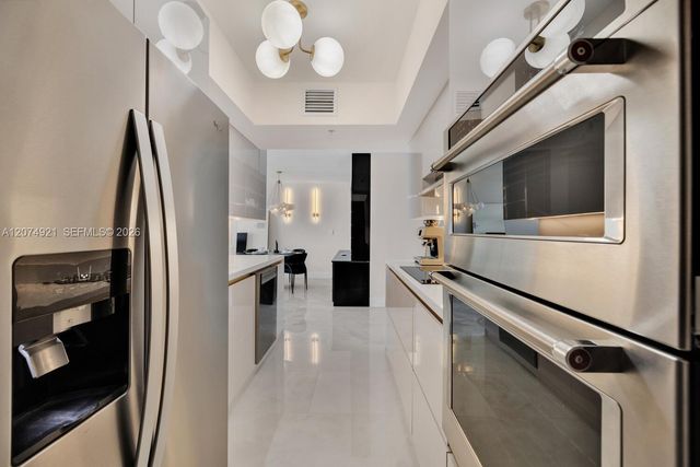 90 Alton Road 2207, Miami Beach, FL 33139