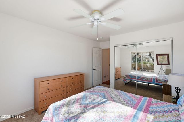 1885 E Cliff Swallow Trail, Green Valley, AZ 85614