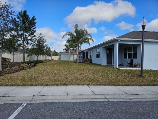 3545 TREETOP STREET, Deland, FL 32724