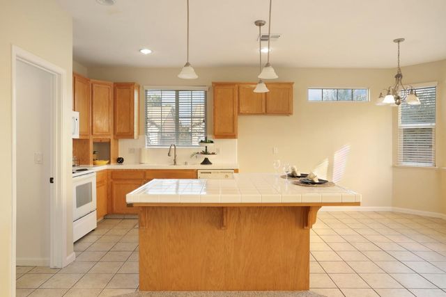 1366 Garibaldi Place, Manteca, CA 95336