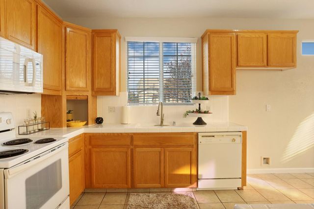 1366 Garibaldi Place, Manteca, CA 95336