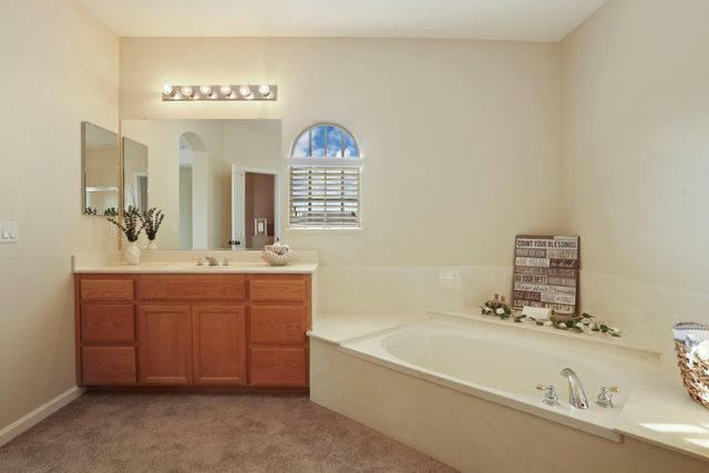 1366 Garibaldi Place, Manteca, CA 95336