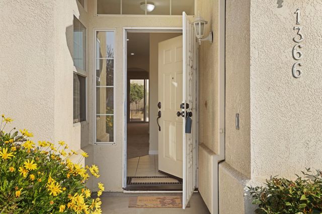 1366 Garibaldi Place, Manteca, CA 95336