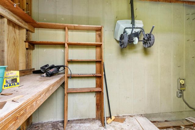 6075 Wolfe Street, Jupiter, FL 33458