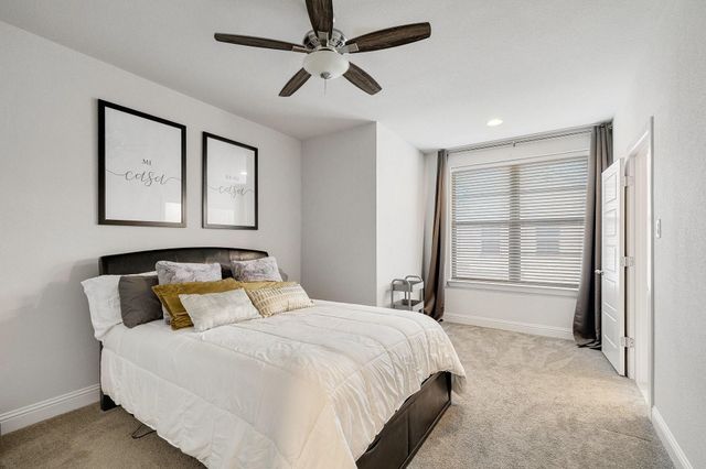 648 Aspen Valley Lane, Dallas, TX 75208