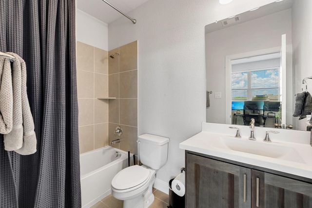 648 Aspen Valley Lane, Dallas, TX 75208