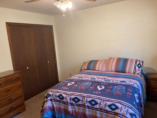 2204 E Diamond Lake Drive, Horseshoe Bend, AR 72512