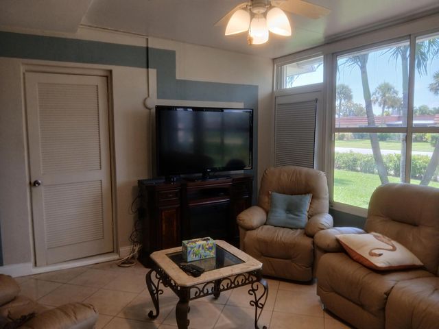 2638 GATELY Drive E 59, West Palm Beach, FL 33415