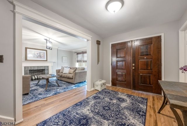 32 Schirra Dr, Wanaque Boro, NJ 07465